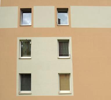 Sanace zateplené fasády postižené plísní a řasou, Brezno, Banskobystrický kraj.