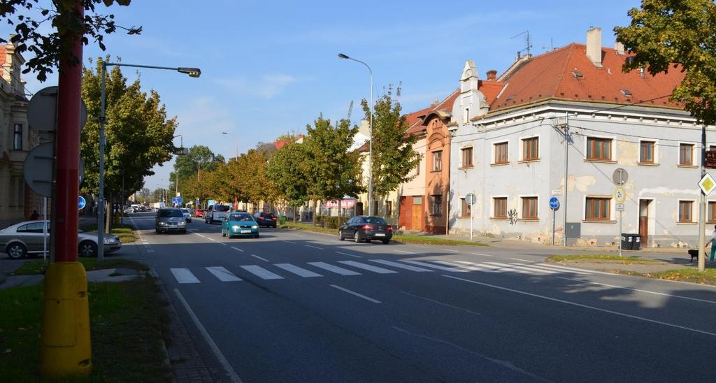 nebudou dodržovat v žádném případě 70 km/h. Už jen z tohoto důvodu, že jim bude vrtat hlavou proč zrovna v tomto úseku je omezená rychlost.