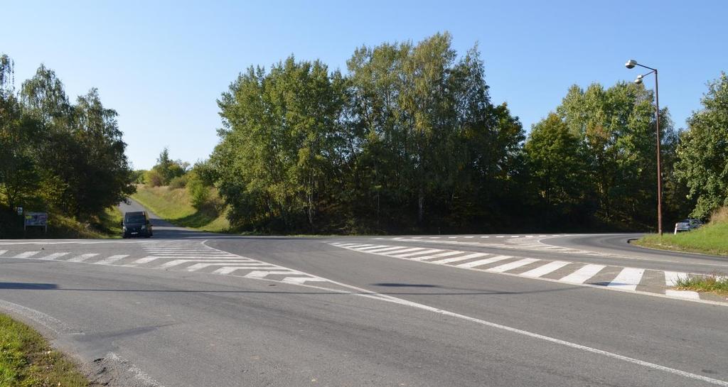 spolupráci při řešení tohoto kolizního místa. Jinak město zde zahájilo kroky k přeložení inženýrských sítí, konkrétně veřejného osvětlení a dalších kolizních sítí, které souvisí s tímto osvětlením.