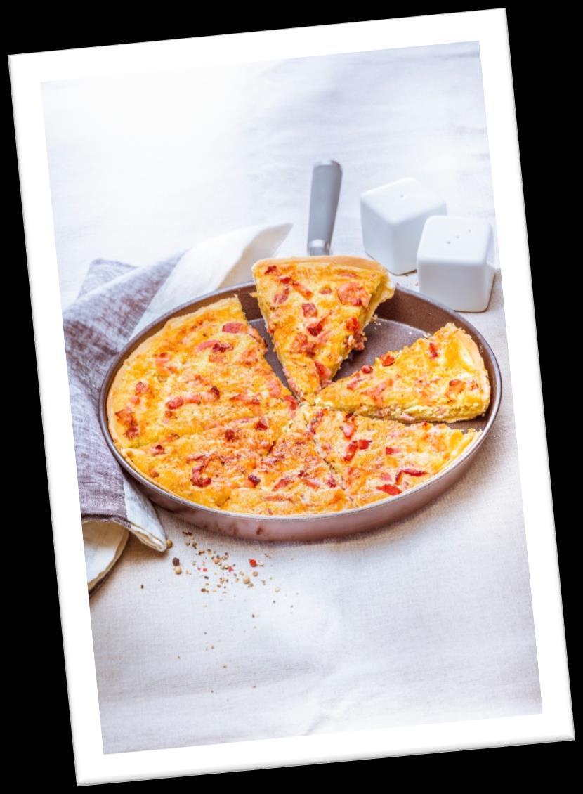 Quiche lorraine Tento recept na slaný koláč s masovými nudličkami, k němuž můžete udělat salát dochucený trochou olivového oleje, je ideálním řešením pro rodinnou večeři!