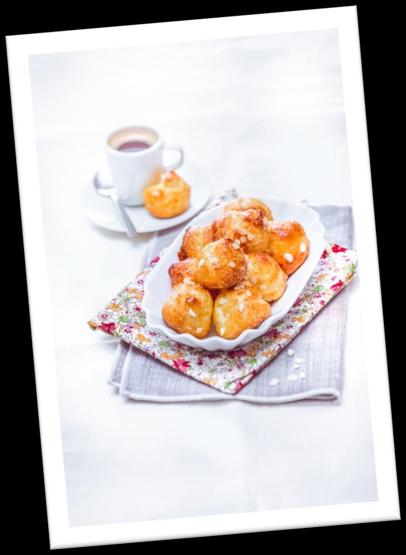 Pálené těsto Nejtěžší na tom celém nebude dezert připravit, ale přestat se jím ládovat! Domácí francouzské koblížky (chouquettes) pokryté perlovým cukrem výborný nápad, jak sije vychutnat!