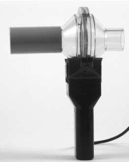 a Manuál Spirometr Vernier SPR BTA přenosný Spirometr SPR BTA Obsahuje snímač a převodník diferenciálního tlaku (pneumotachometr typu Lilly) b Základní funkce