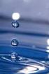 Vlastnosti vody. Voda má jednoduché chemické složení (H 2 O) Kyslík s vodíkem je spojen kovalentní vazbou polárního charakter.